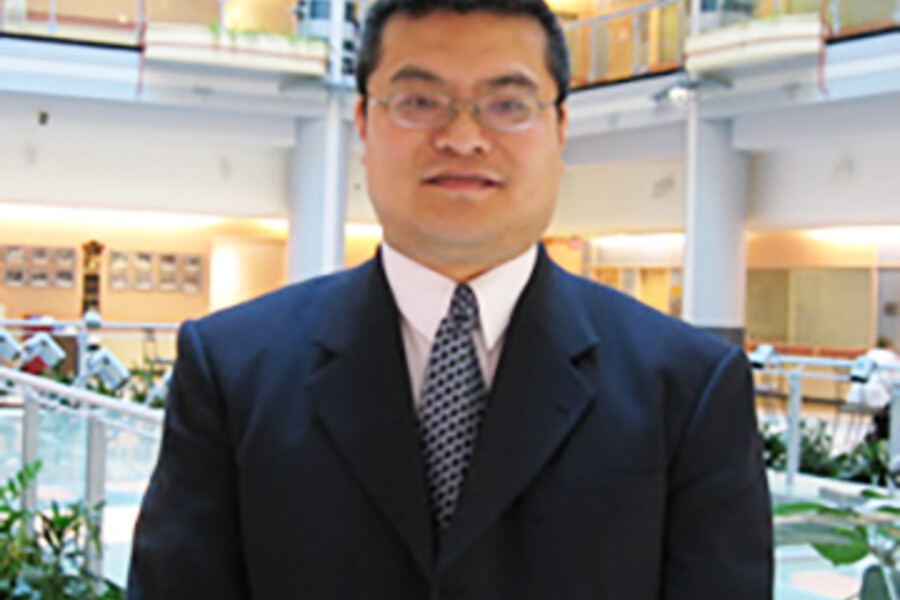 Dr. Geoffrey Liu